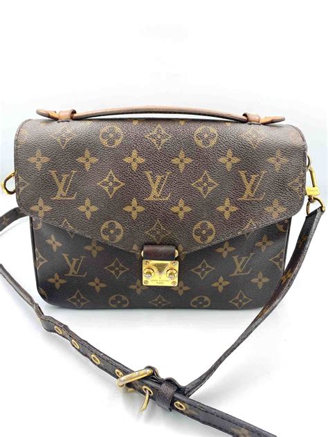 metis louis vuitton attesa|Pochette Métis Monogram .